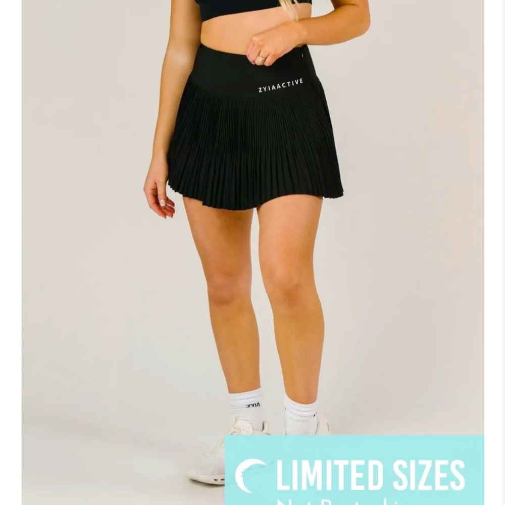 Zyia Black Swing Skirt